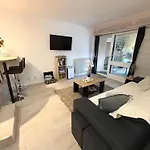 Golf Cyprien Ground Floor 2 Bedrooms With Terrace Appartamento