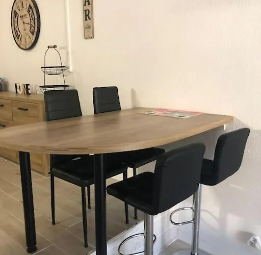 Golf Cyprien Ground Floor 2 Bedrooms With Terrace * سان سيبريان