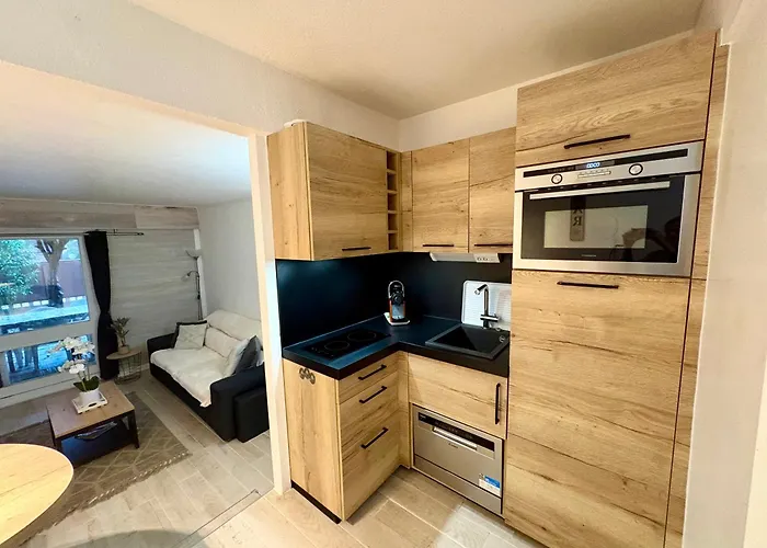 Golf Cyprien Ground Floor 2 Bedrooms With Terrace *