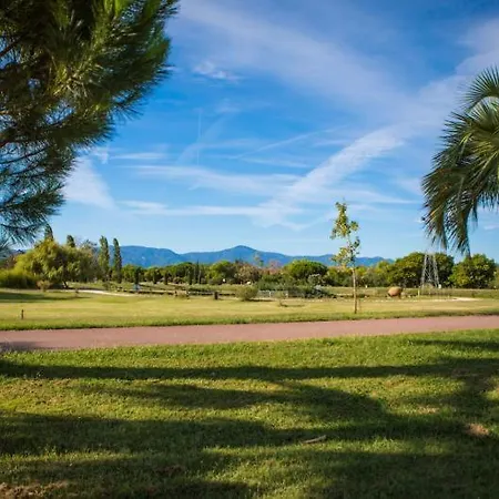 Apartmán Golf Cyprien Ground Floor 2 Bedrooms With Terrace *
