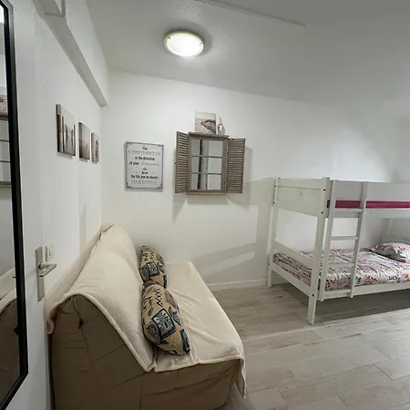 Golf Cyprien Ground Floor 2 Bedrooms With Terrace Daire *