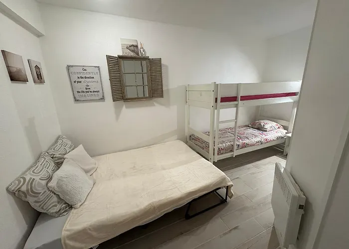 Golf Cyprien Ground Floor 2 Bedrooms With Terrace *